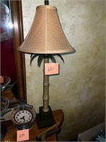NEAT PALM TREE LAMP
