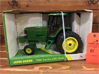 John Deere 7800 row crop w/duals 1/16 NIB