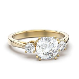 Exceptional Gold Ip. 2.50ct White Sapphire Ring
