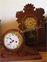 2 Vintage clocks mantle