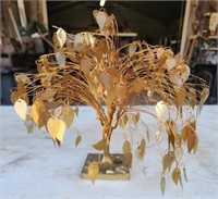 Small Twisted wire decorative tree