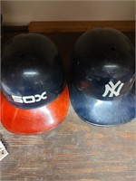 Yankees ans Sox Helmets