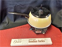 Oster Electric Fondue Set w 6 Forks Harvest Gold