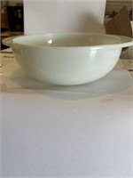 Pyrex bowl 7 3/4” across top