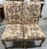 (D) Floral Design Wooden Chair. Bidding on times