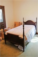 Antique Mahogany Twin-size Bed