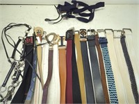 Box of 20 belts -leather, canvas, etc.