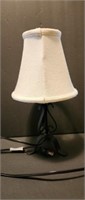 E5) Small end table lamp