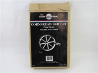 Cast Iron Cornbread Skillet