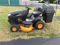 Poulan Pro pp20VA46 mower w/ Bagger