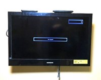Magnavox 32" TV & Remote