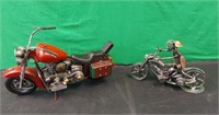 2 METAL MOTORCYCLES