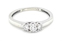 14k White Gold 0.30 cts Diamond Ring