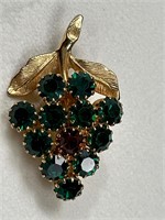 Vintage emerald green and brown brooch