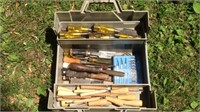 CHISEL AND WOOD CARVING SET