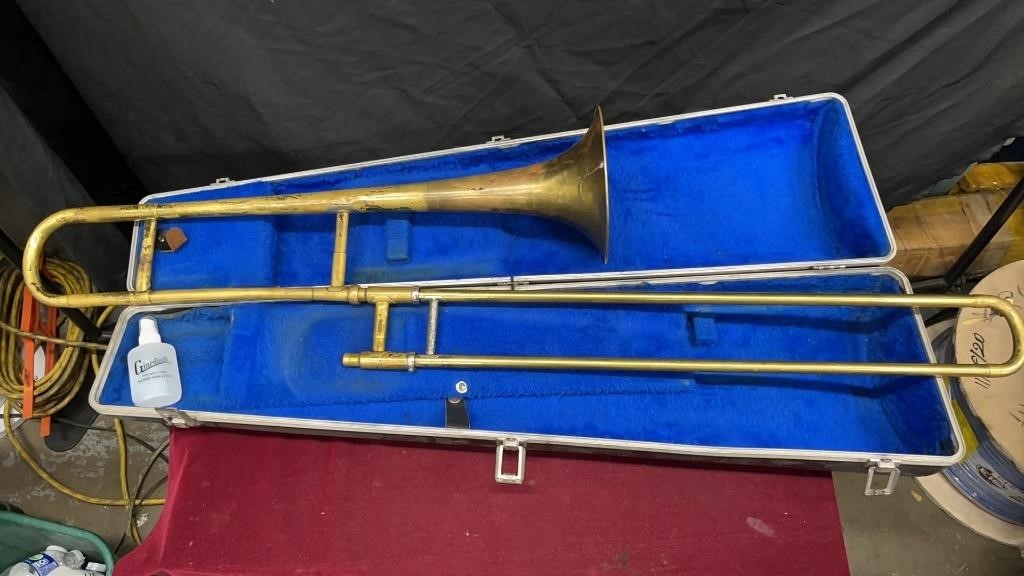 Olds Ambassador Trombone in Hard Case