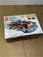 AMT MODEL CAR 51' CHEVY