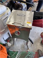 Bayou Classic outdoor propane deep fryer