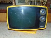 Philco Retro Yellow TV