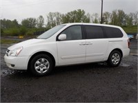 2006 Kia Sedona LX