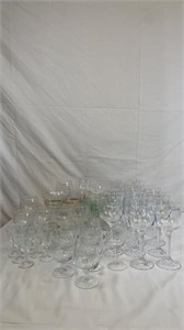 SELECTION OF CRYSTAL STEMWARE