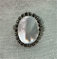 Oval Mother of Pearl Adjustable Silver Tone