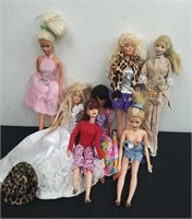 Group of vintage Barbies