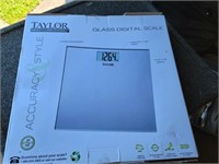 Digital Glass Scale