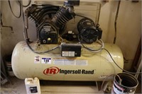 INGERSOLL RAND MODEL2545 HORIZONTAL AIR COMPRESSOR