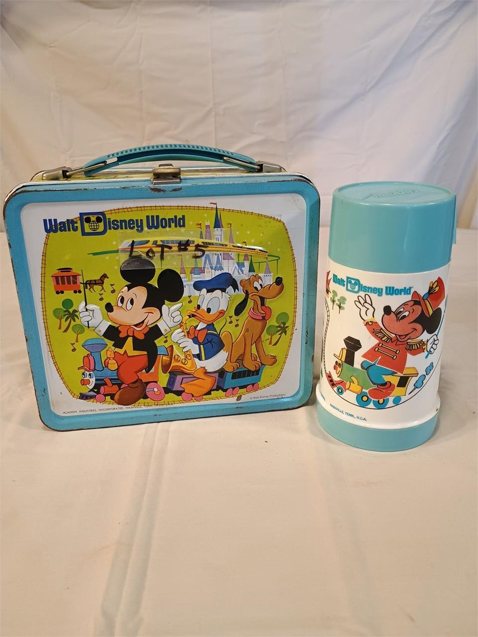 Walt Disney World Lunch Box