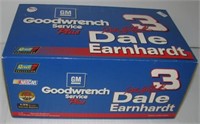 Revell 1999 Good Wrench Service Dale Earnhardt