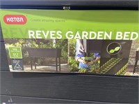 Keter Reves Garden Bed