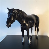 WOODEN HORSE STATUE HAND MADE