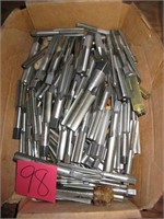 VERY LARGE TRAY OF MACHINIST THREADERS (TAPS)