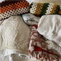 Afghans, Chenile Bedspread, Assorted