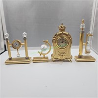 Small Clocks and Hourglass