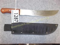Large Knife w/Nylon Sheath