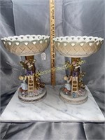 Pair of Norleans mantle statue planters