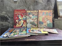 COLLECTION OF VTG. KIDS COLORING BOOKS