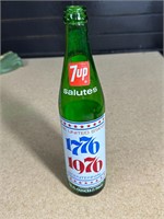 1976 7UP BOTTLE