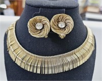 Vintage Gold Tone Fringe Necklace & Earrings