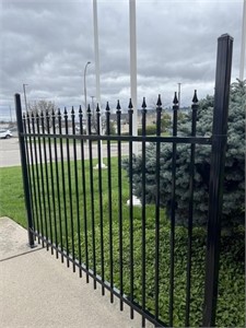 (196) LF Steel Single Bar Ornamental Fence