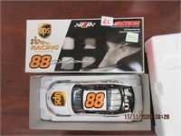 1:24 Dale Jarrett Die Cast Replica Car