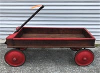 Antique wooden wagon / childs