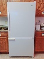 Kenmore Refrigerator with Bottom Freezer - WORKS
