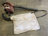 Toro Leaf Blower with Vacuum and Bag.