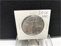 2016 Silver Eagle  UNC