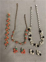 Costume Jewelry Necklaces & Earring Sets