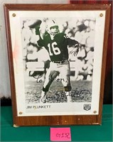 N - JIM PLUNKETT SIGNED PHOTO (G132)