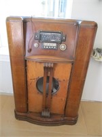 Vintage ZENITH Short Wave Radio